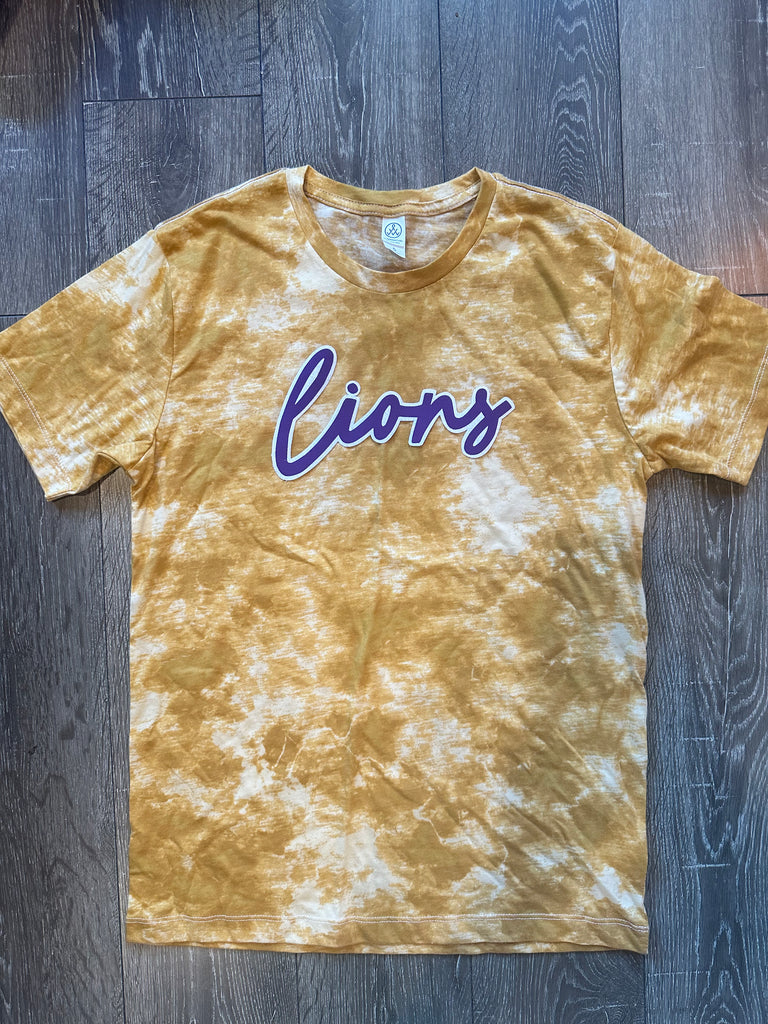 DAINTY LIONS - YELLOW DYED TEE