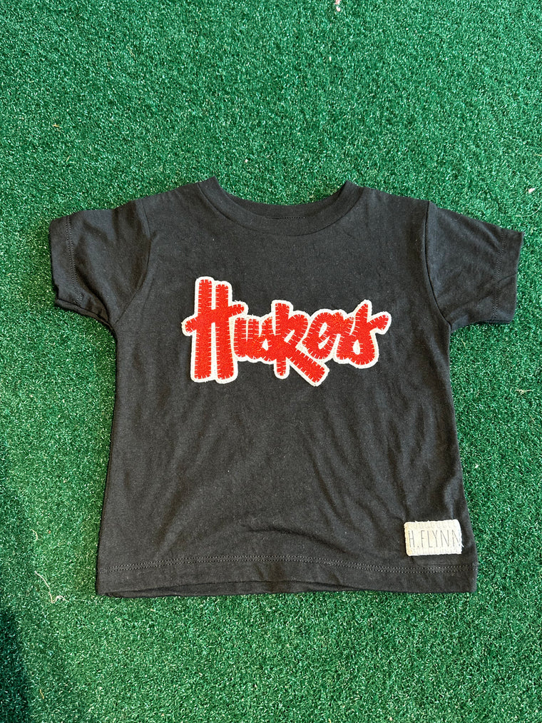 HUSKERS - BLACK TEE - TODDLER & YOUTH