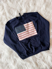 PATCHWORK VINTAGE FLAG - NAVY CREWNECK