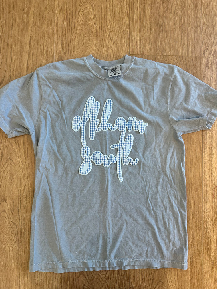 CURSIVE BLUE GINGHAM/LIGHT BLUE ELKHORN SOUTH - WASHED DENIM TEE