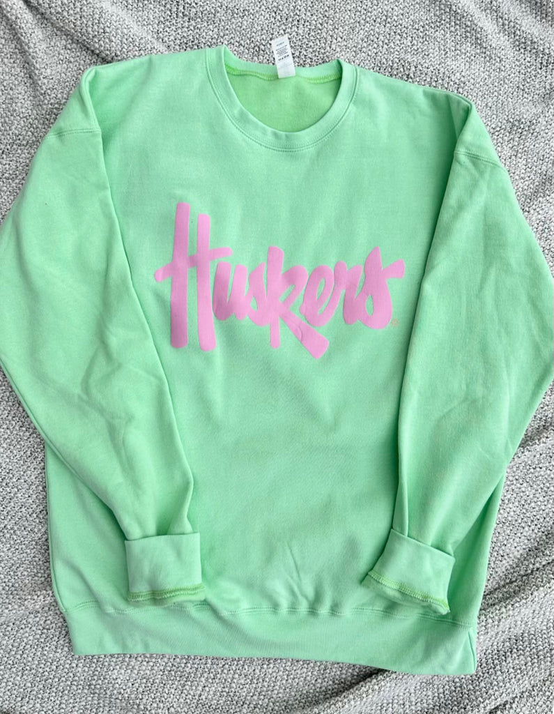 HUSKERS SCRIPT - MINT CREW