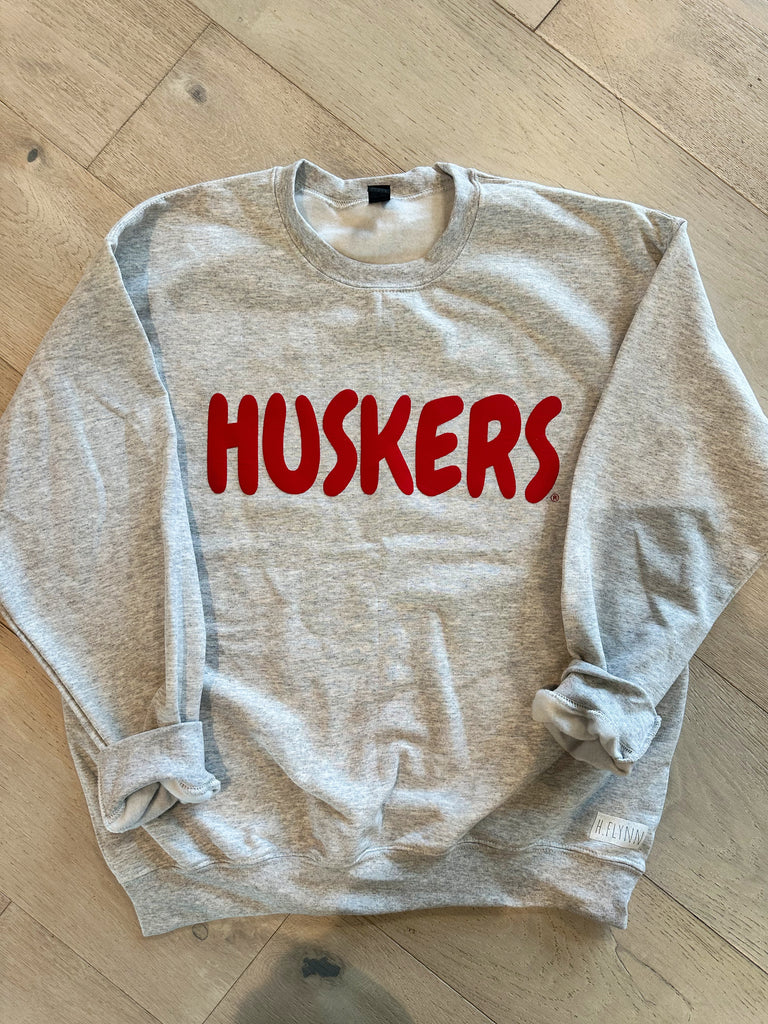 BUBBLE RED HUSKERS - ASH GREY CREW