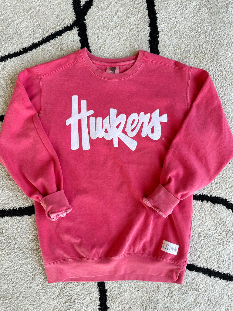 HUSKERS SCRIPT • WATERMELON COMFORT COLORS CREW