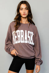 BUCKETLIST - T1770N 'NEBRASKA' Comfy Oversize Graphic Sweatshirt: Red / S-M-L (2-2-2)
