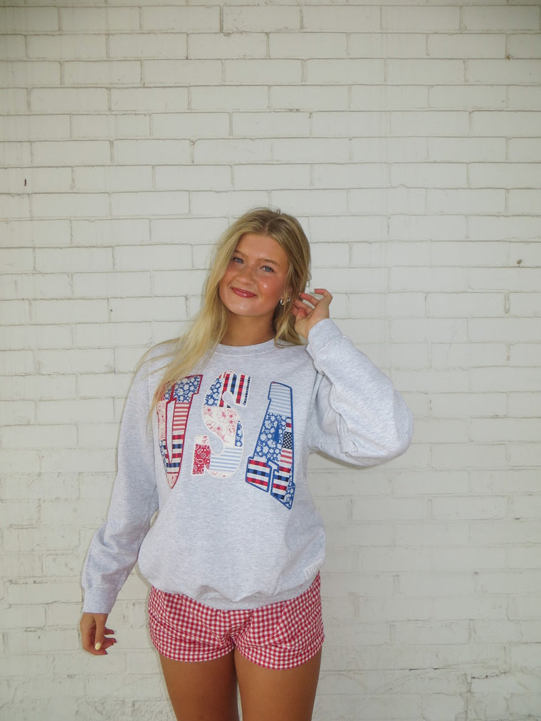 AMERICANA PATCHWORK USA (red + white+ blue backing) - ASH GREY CREWNECK