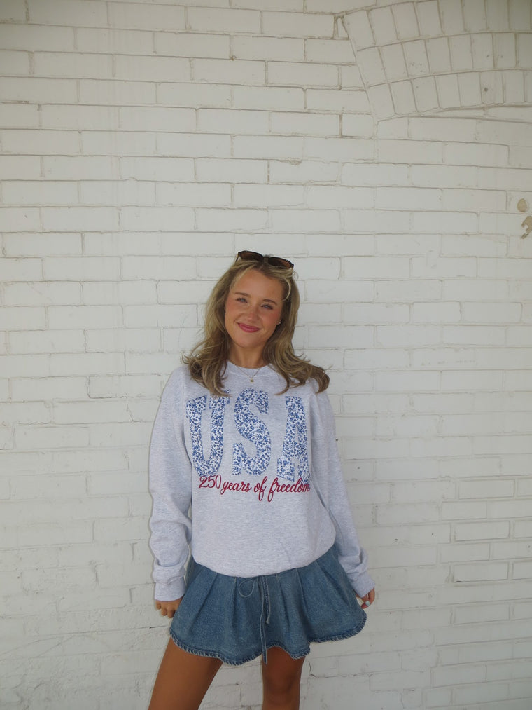 USA (BLUE FLORAL) 250 YEARS OF FREEDOM (red embroidered) - ASH GREY CREWNECK