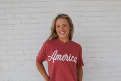 SIGNATURE AMERICA - IVORY/RED POLKA DOT - CRIMSON TSHIRT