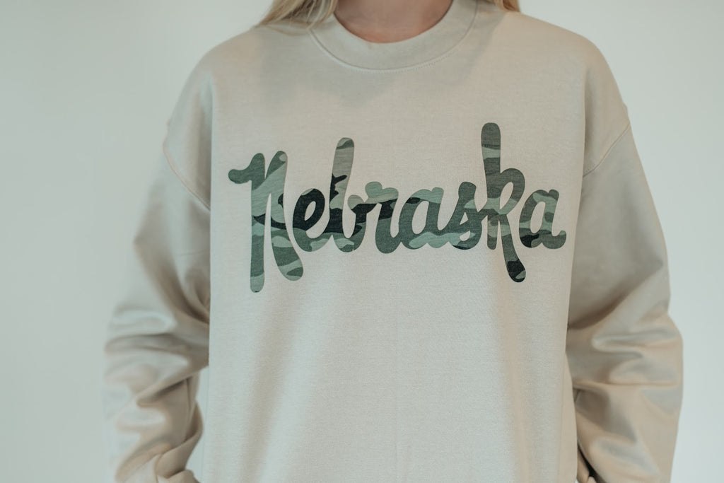 VINTAGE CAMO NEBRASKA - SAND CREW