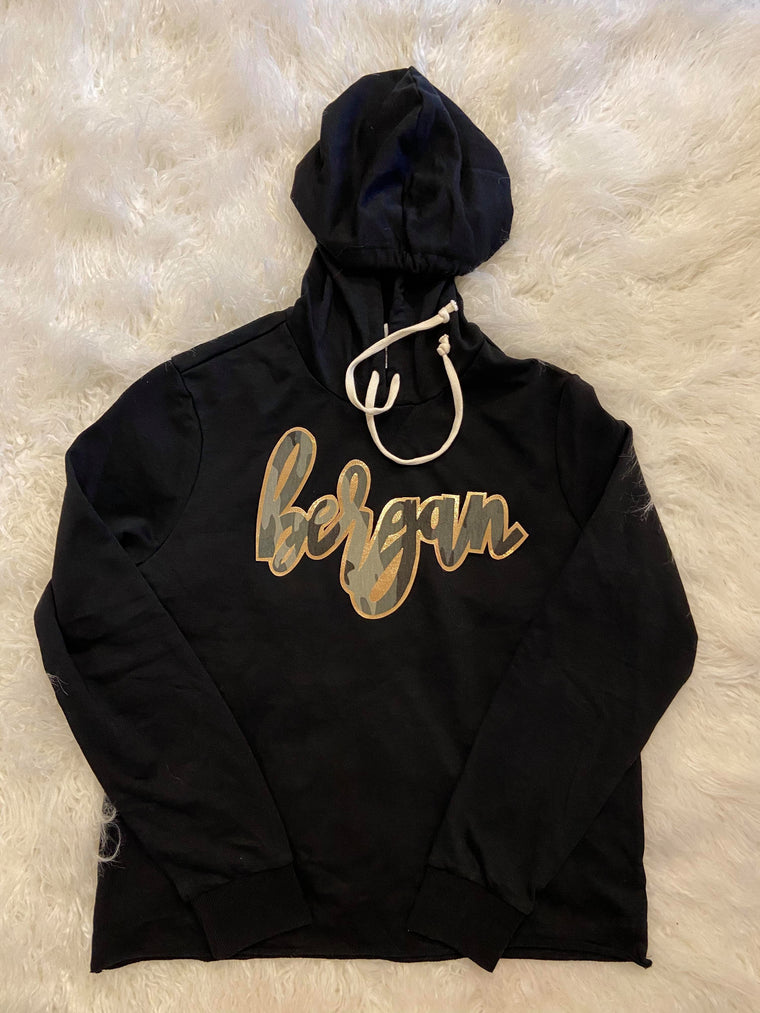 BERGAN - BLACK LIGHTWEIGHT HOODIE