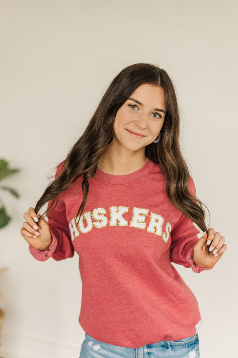 CHENILLE HUSKERS - HEATHER SCARLET CREW