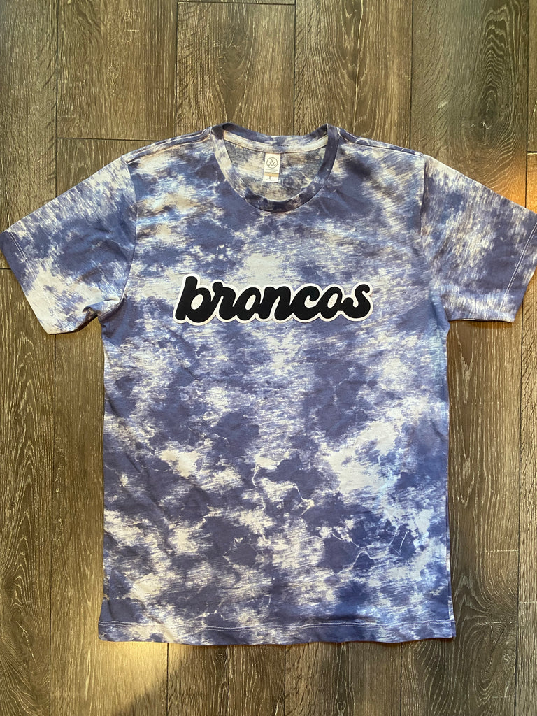 RETRO BRONCOS - BLUE DYED TEE