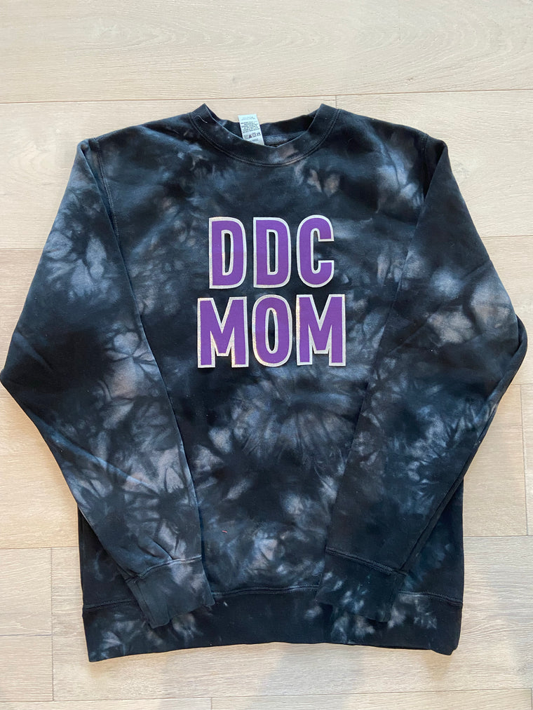 DDC MOM - BLACK DYED CREW