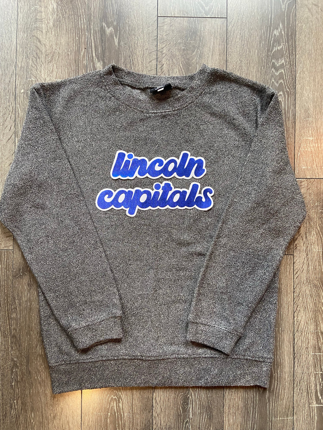 LINCOLN CAPITALS - GREY COZY CREW