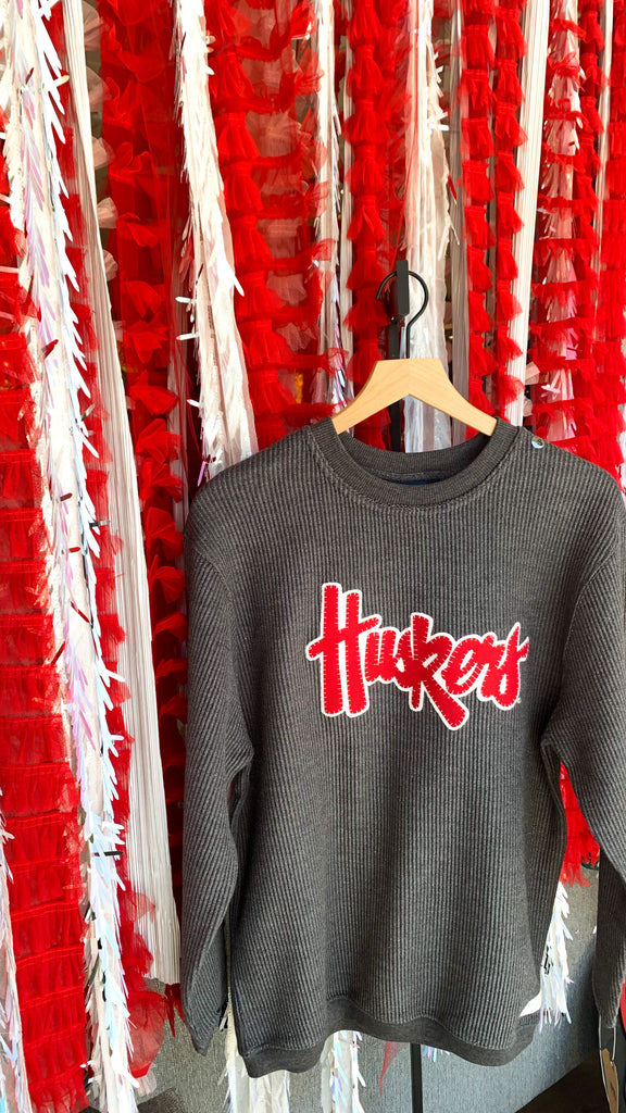 HUSKERS SCRIPT - GREY RIBBED CREW