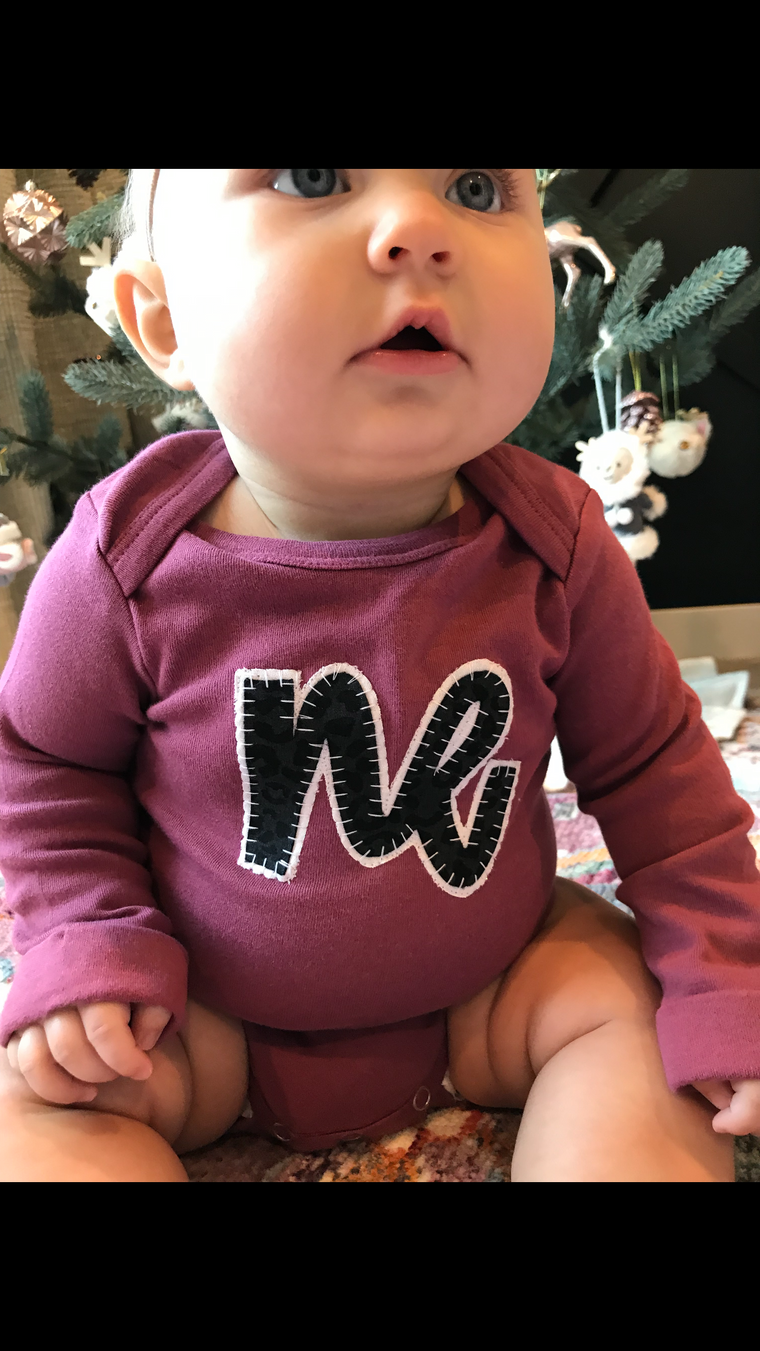 PLUM ONESIE WITH BLACK CHEETAH NE