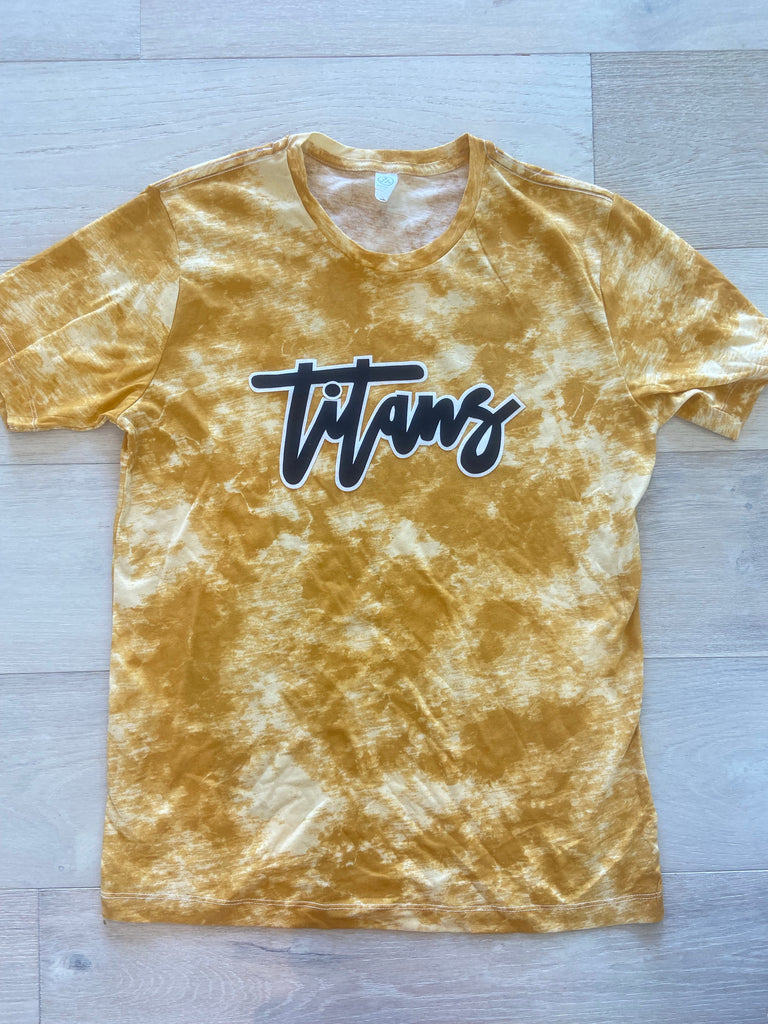 TITANS - GOLD DYED TEE