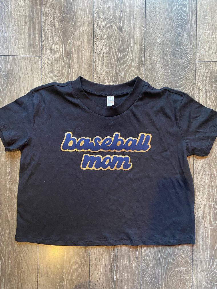 BASEBALL MOM - CROP TEE